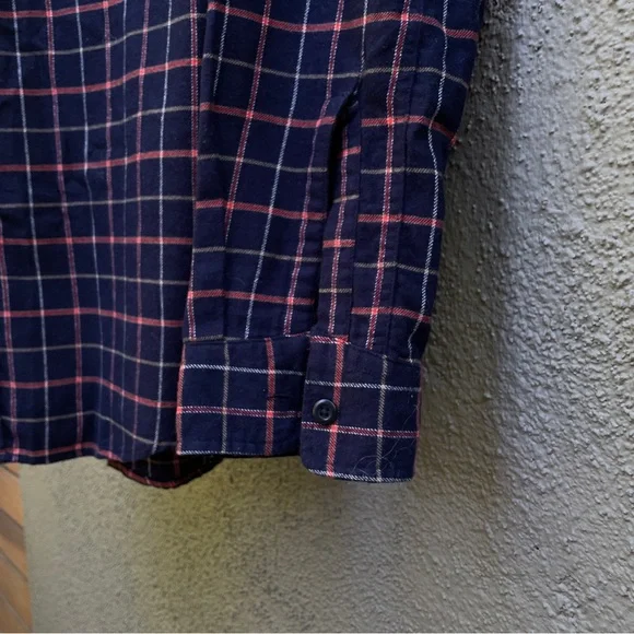 Alex Mill flannel button down plaid shirt - Picture 13 of 13